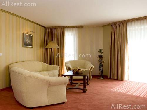 Mistral Hotel 11